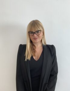 ANDREA LIEB VILLACRECES Abogada de familia
